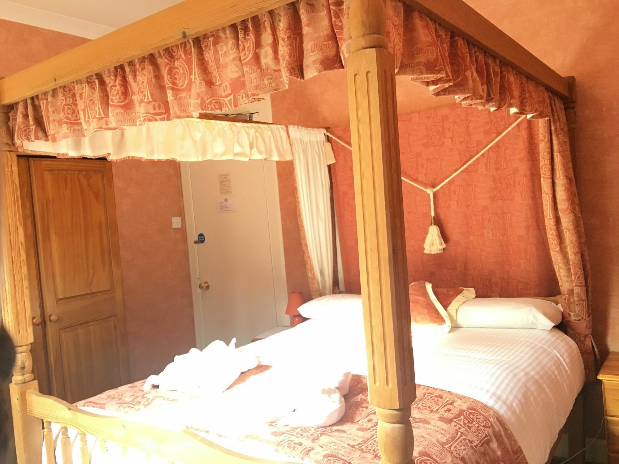 Cannon House Hotel ロスシー エクステリア 写真